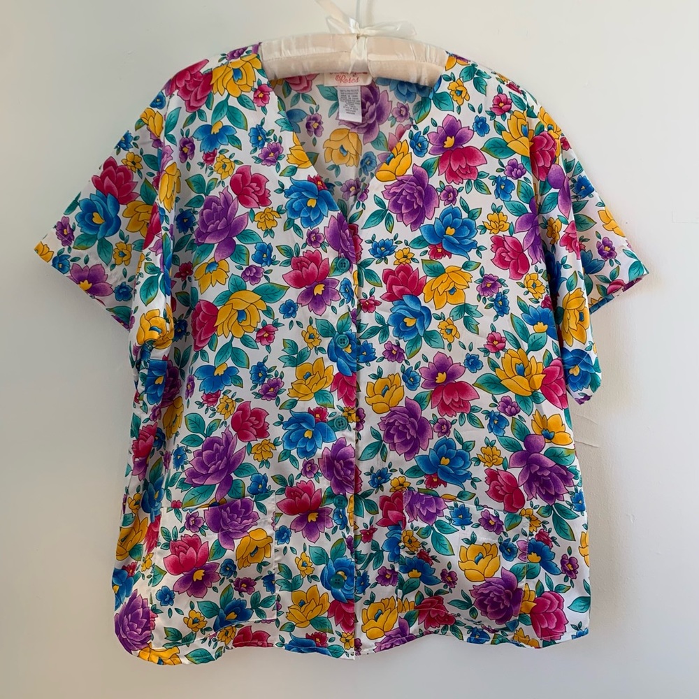 Violets & Roses Satin Summer Floral Button Up Top Medium Relaxed